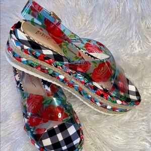 NWT Betsey Johnson sandals
